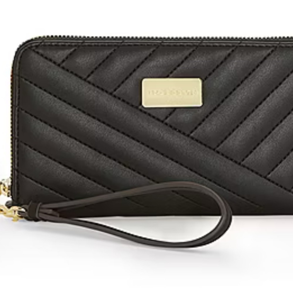 Liz Claiborne Black Quilted Wristlet Wallet